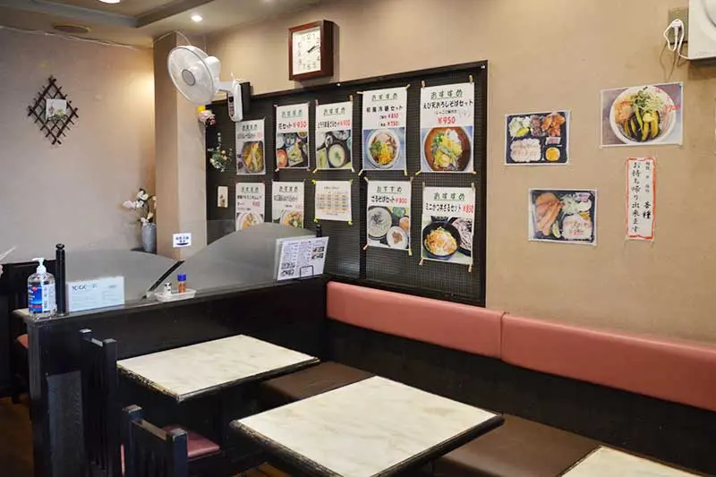 麺ハウス くららの店内